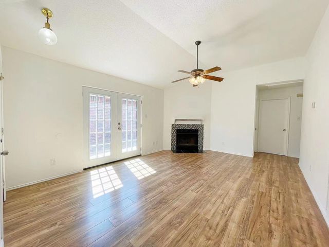 6707 Poppy Court, Fort Worth, TX 76137