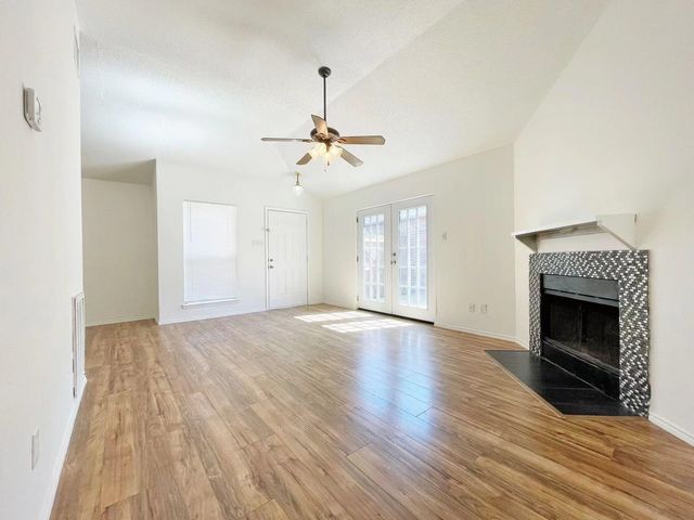 6707 Poppy Court, Fort Worth, TX 76137