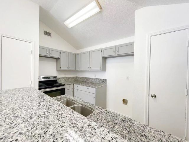 6707 Poppy Court, Fort Worth, TX 76137