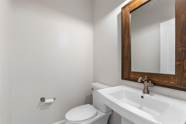 1017 Westland Ridge RD, Dripping Springs, TX 78620