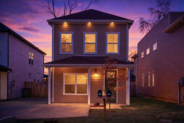 2140 18th Ave, N, Nashville, TN 37208
