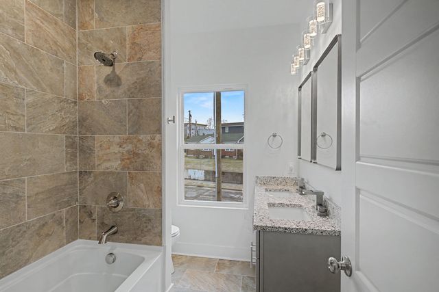 2140 18th Ave, N, Nashville, TN 37208