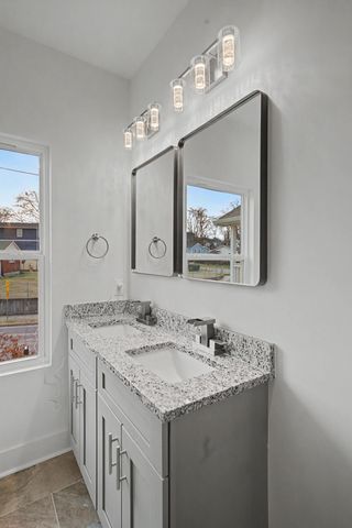 2140 18th Ave, N, Nashville, TN 37208