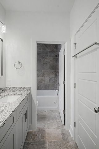 2140 18th Ave, N, Nashville, TN 37208