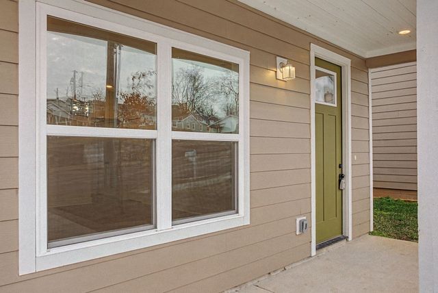 2140 18th Ave, N, Nashville, TN 37208