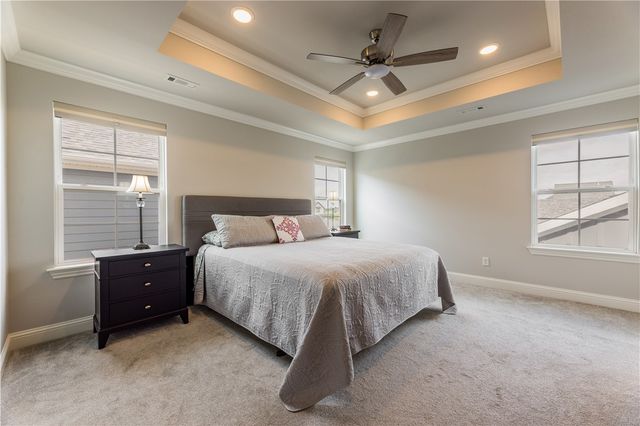 2101 SW Poppy Street, Bentonville, AR 72713