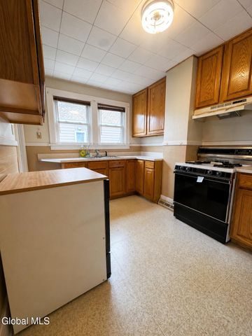 233 Sixteenth Street, Schenectady, NY 12306
