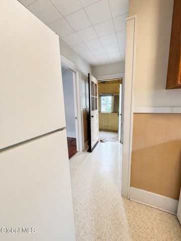 233 Sixteenth Street, Schenectady, NY 12306