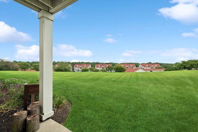 2152 Newbury LANE, Delavan, WI 53115