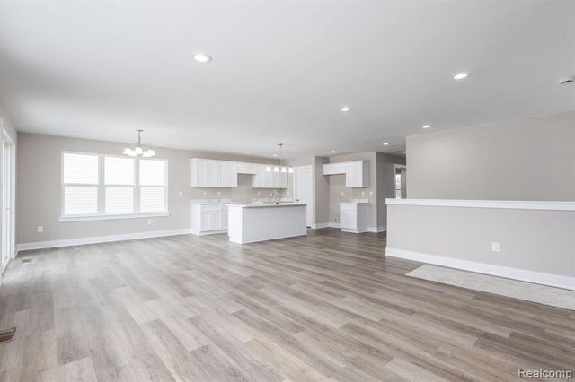 2331 Clifden, Davison, MI 48423