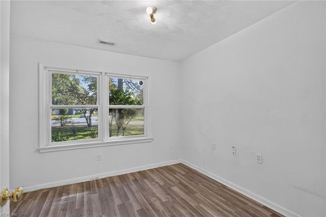 501 S Kings Point RD, Virginia Beach, VA 23452
