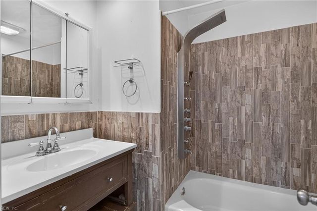 501 S Kings Point RD, Virginia Beach, VA 23452
