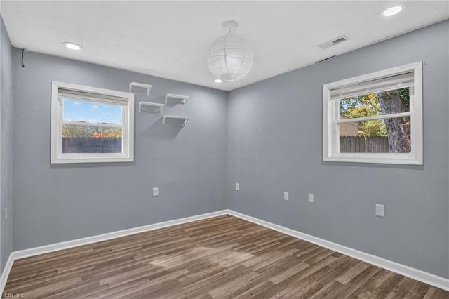 501 S Kings Point RD, Virginia Beach, VA 23452