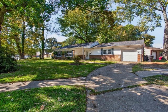 501 S Kings Point RD, Virginia Beach, VA 23452