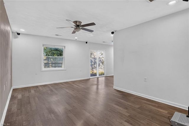 501 S Kings Point RD, Virginia Beach, VA 23452
