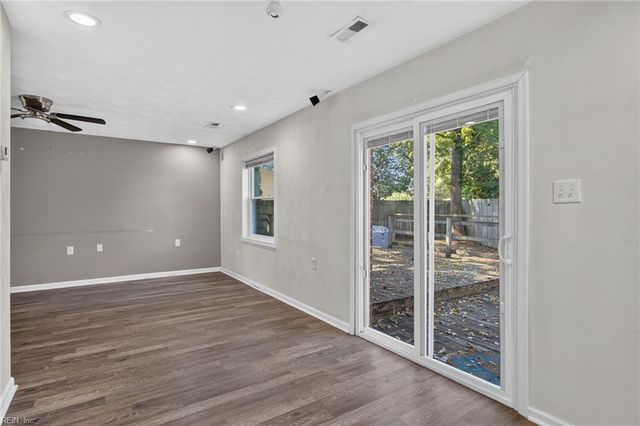 501 S Kings Point RD, Virginia Beach, VA 23452