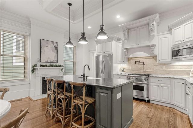 578 East NE Avenue, Atlanta, GA 30312