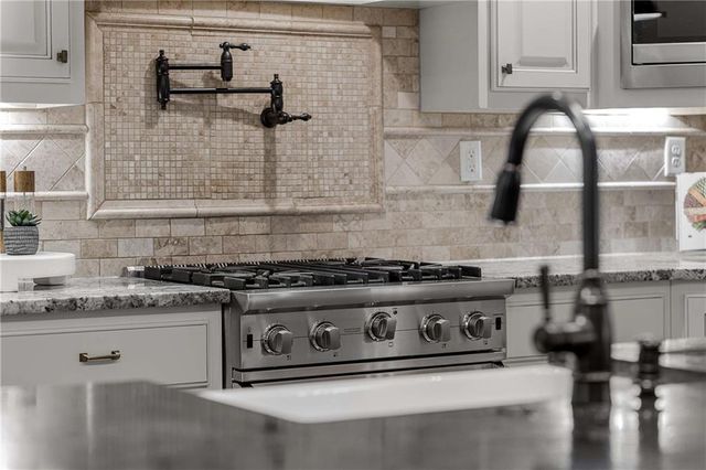 578 East NE Avenue, Atlanta, GA 30312