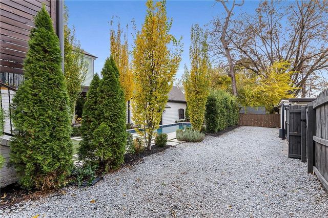 578 East NE Avenue, Atlanta, GA 30312