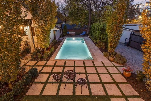 578 East NE Avenue, Atlanta, GA 30312