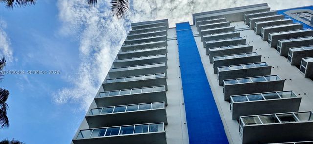 5085 NW 7th St 1505, Miami, FL 33126