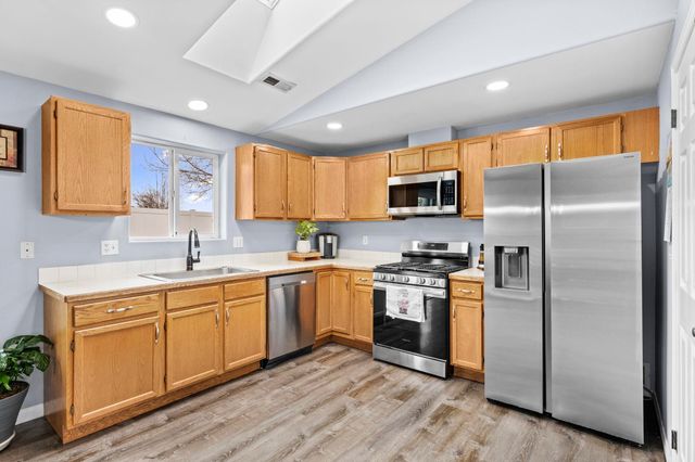 1011 S Campbell St, Airway Heights, WA 99001