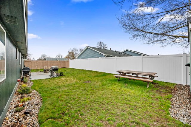 1011 S Campbell St, Airway Heights, WA 99001