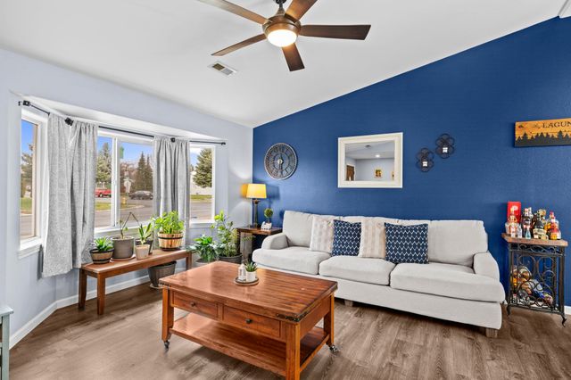 1011 S Campbell St, Airway Heights, WA 99001