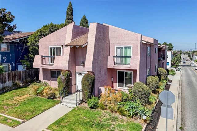 2123 Harriman Lane, Redondo Beach, CA 90278