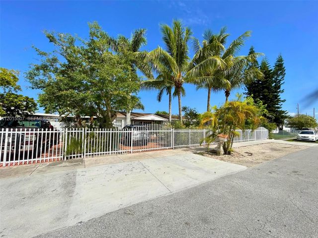 22430 SW 113th Ct, Miami, FL 33170