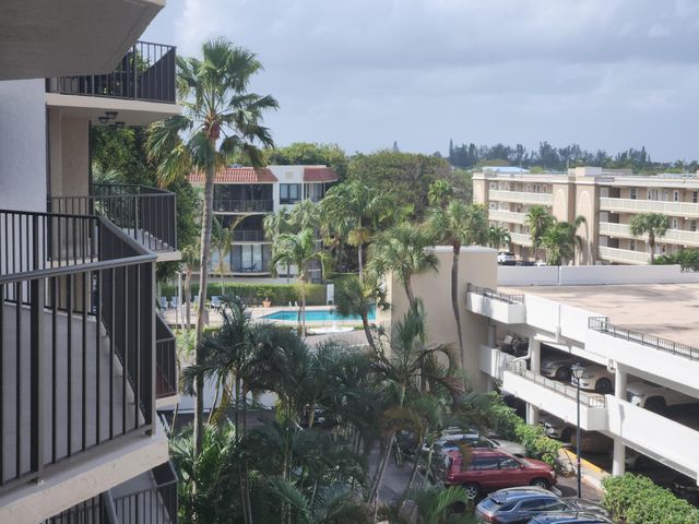 859 Jeffery Street 506, Boca Raton, FL 33487