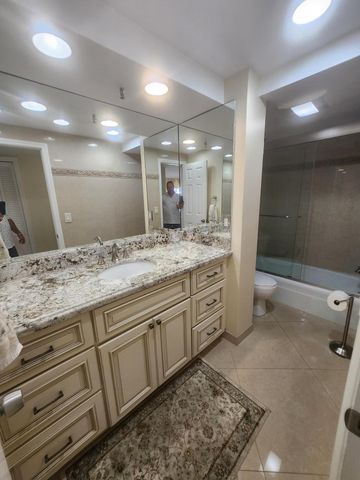 859 Jeffery Street 506, Boca Raton, FL 33487