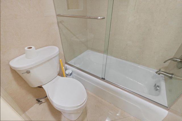 859 Jeffery Street 506, Boca Raton, FL 33487