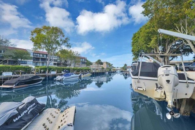 859 Jeffery Street 506, Boca Raton, FL 33487