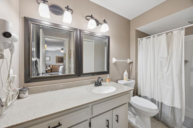 2679 Lake Court Circle, Mounds View, MN 55112