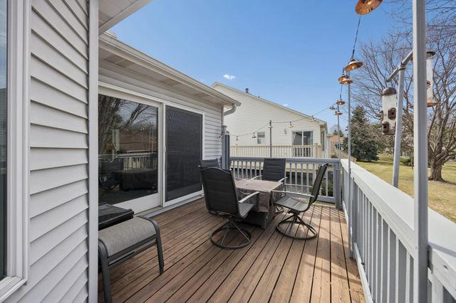 2679 Lake Court Circle, Mounds View, MN 55112