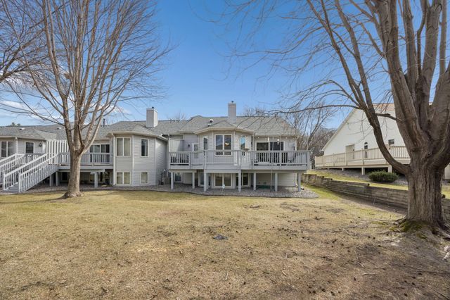 2679 Lake Court Circle, Mounds View, MN 55112