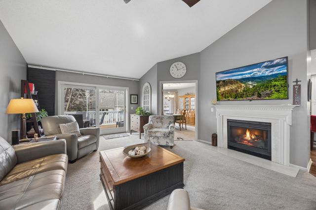 2679 Lake Court Circle, Mounds View, MN 55112