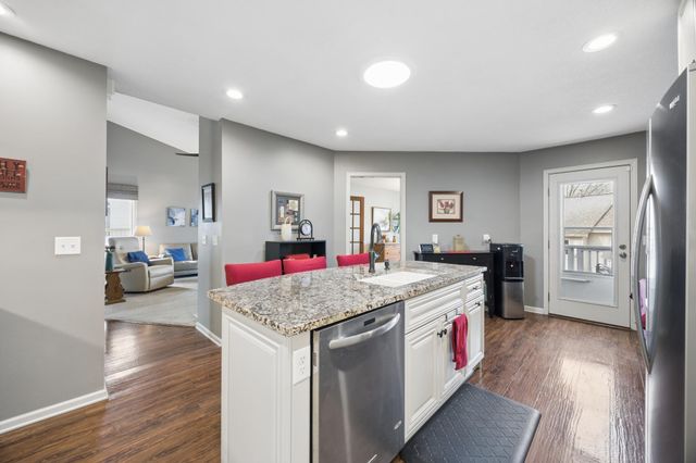 2679 Lake Court Circle, Mounds View, MN 55112