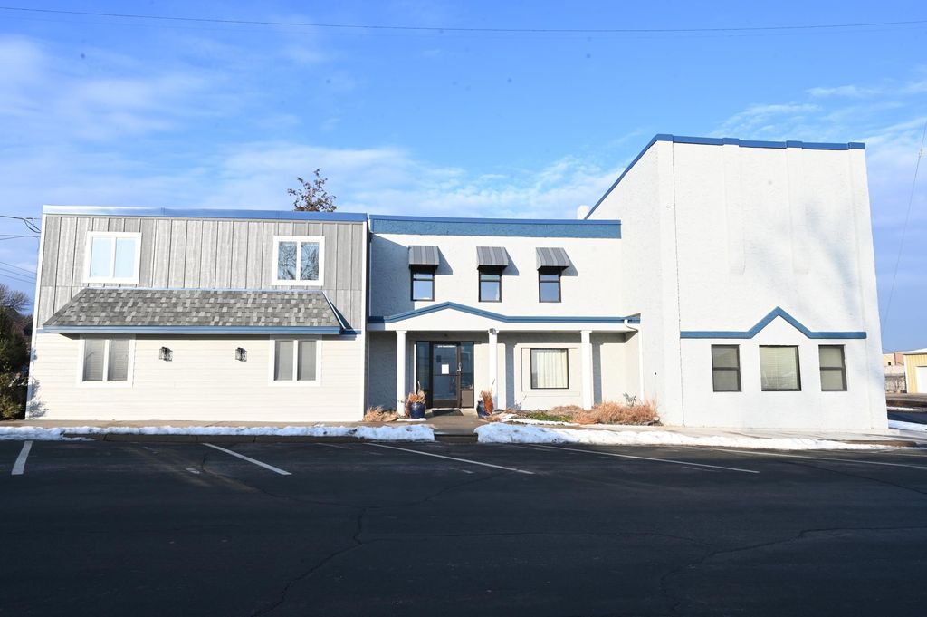 206 Scott Street S, Shakopee, MN 55379 — exterior
