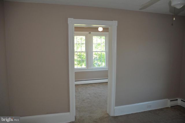 808 N WHITFORD RD, Exton, PA 19341