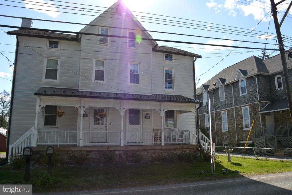 808 N WHITFORD RD, Exton, PA 19341