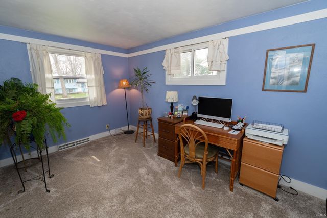 1715 Sterling Drive, South Bend, IN 46635