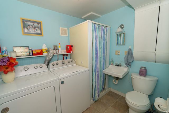1715 Sterling Drive, South Bend, IN 46635