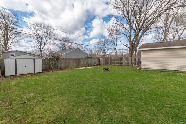 1715 Sterling Drive, South Bend, IN 46635
