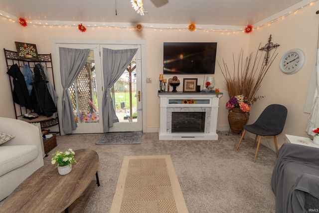1715 Sterling Drive, South Bend, IN 46635