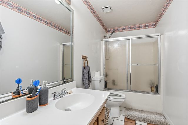 1850 25th Avenue, Vero Beach, FL 32960