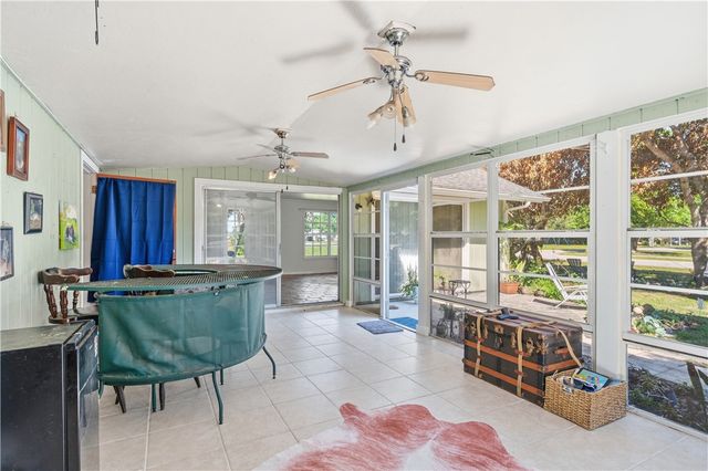 1850 25th Avenue, Vero Beach, FL 32960