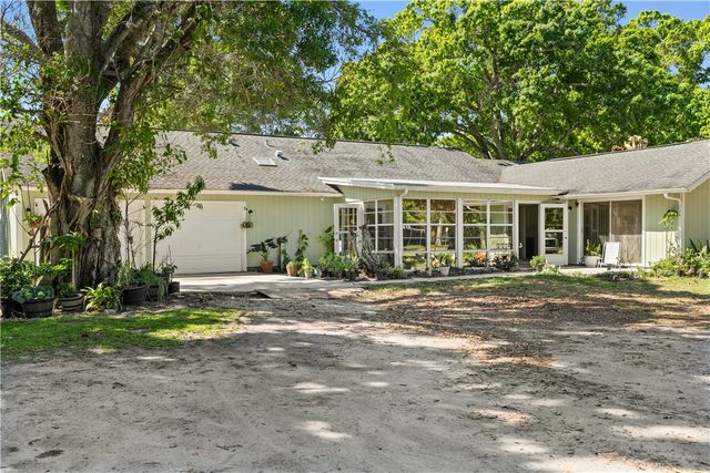 1850 25th Avenue, Vero Beach, FL 32960