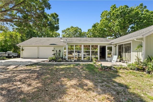 1850 25th Avenue, Vero Beach, FL 32960